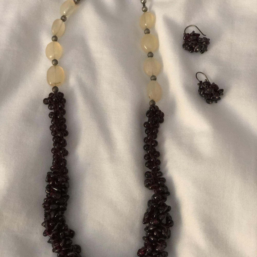 Garnet necklace and earrings gemstone
